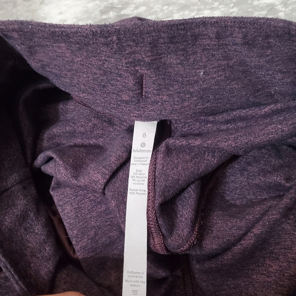 Lululemon Ready To Rulu Pant. 28" Inseam. Heathered Arctic Plum. Size 6. - Picture 7 of 14